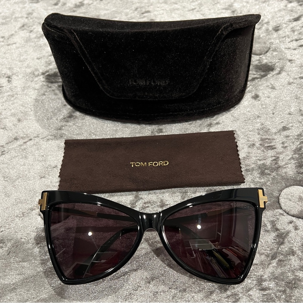 Tom Ford Cat Eye Sunglasses